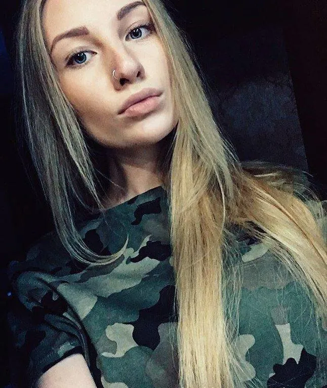 Adultqork